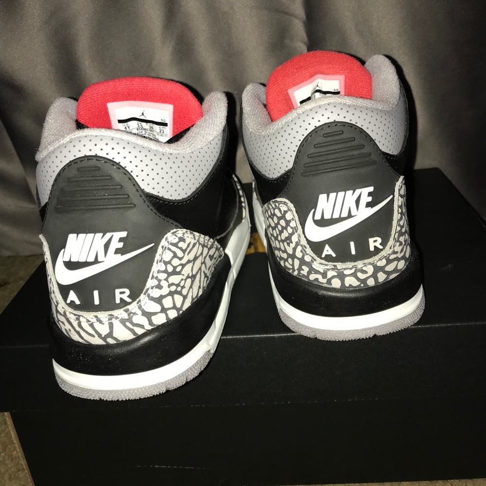 Jordan 3 OG Black Cement